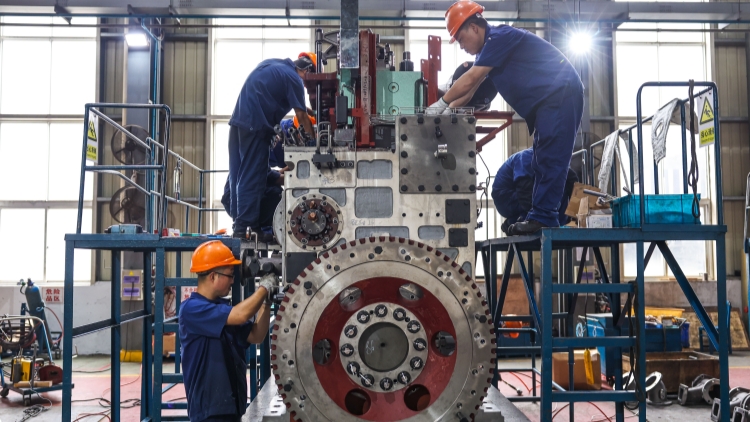 習(xí)近平：關(guān)於《中共中央關(guān)於制定國民經(jīng)濟和社會發(fā)展第十五個五年規(guī)劃的建議》的說明