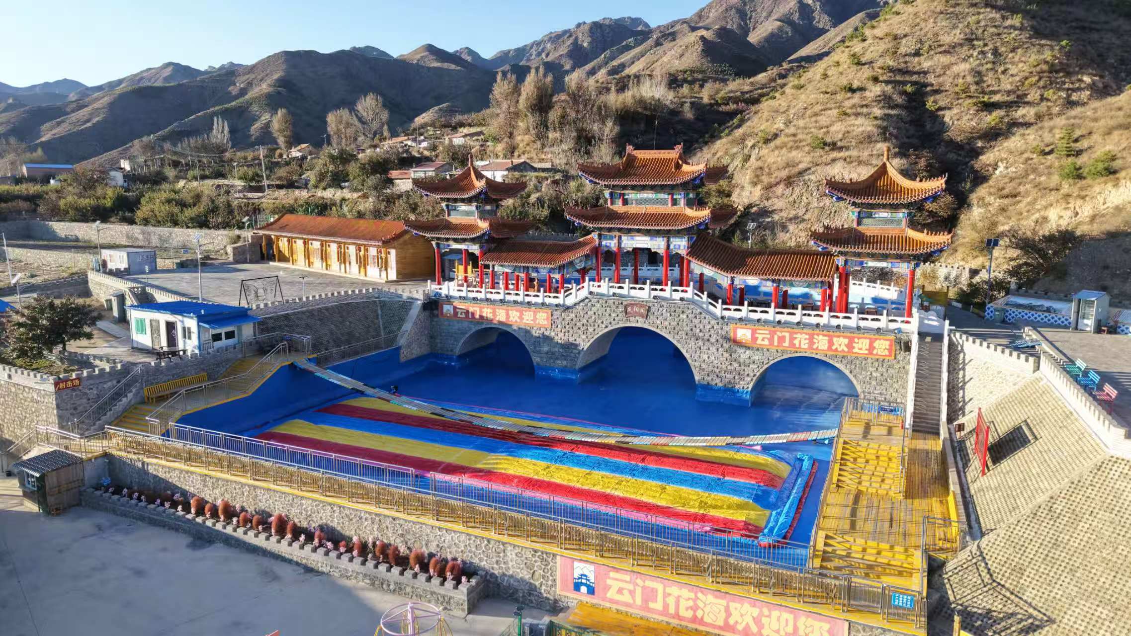 大同雲(yún)門(mén)山下，一位「不尋?！沟姆掂l(xiāng)人楊金君