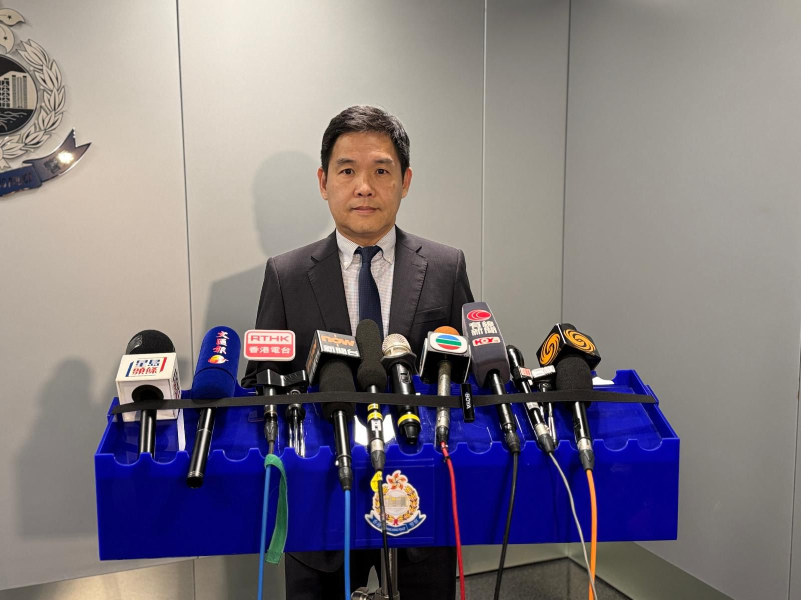 警方國(guó)安處拘捕5名男女 涉黑暴期間提供武器予暴徒 