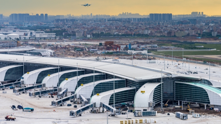 廣州白雲(yún)機(jī)場T3航站樓投運(yùn) 大灣區(qū)世界級(jí)機(jī)場群上新