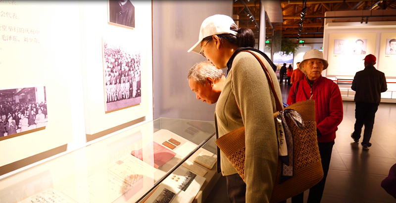 皖休寧商山鎮(zhèn)：敬老樹(shù)新風(fēng) 繪就幸福景