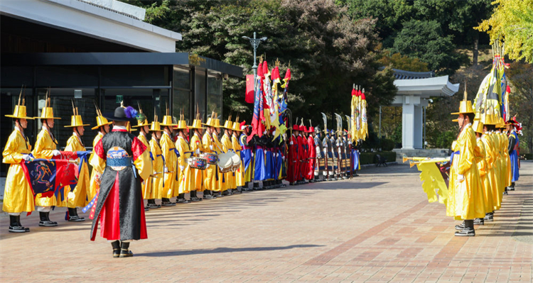 多圖｜韓國總統(tǒng)李在明為國家主席習近平舉行隆重歡迎儀式