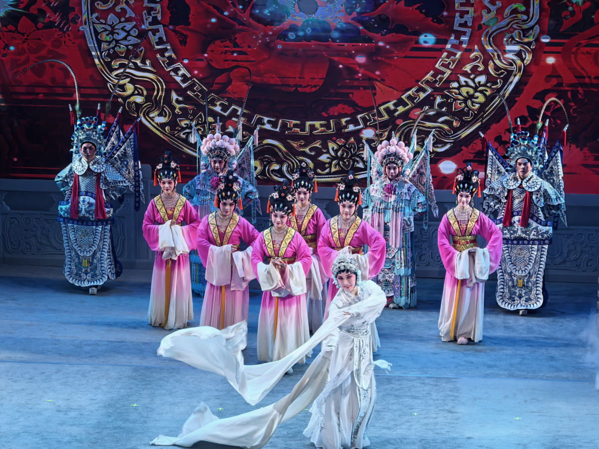 第十二屆中國(guó)—東盟（南寧）戲劇周落幕 25場(chǎng)演出促區(qū)域文化交流