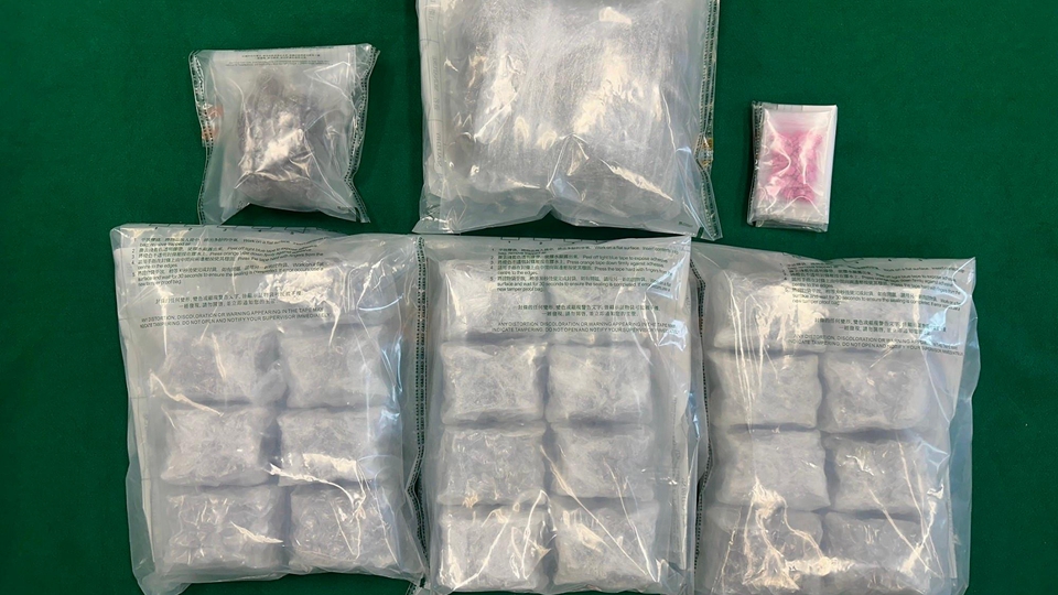 海關(guān)檢值80萬元大麻花及搖頭丸 拘捕泰國經(jīng)內(nèi)地抵港男子