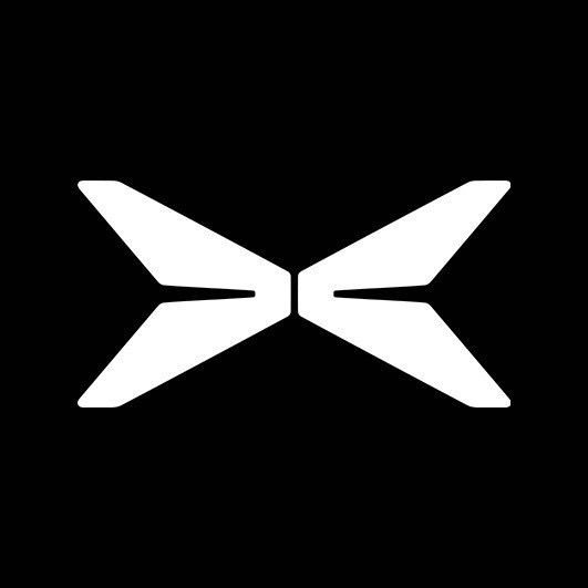 小鵬汽車回應機械人藏真人質(zhì)疑 美股盤前漲近5%