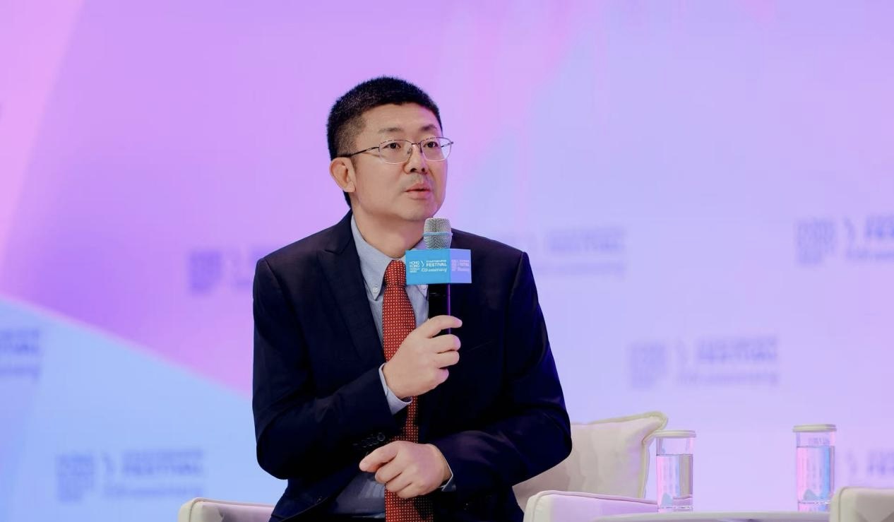 港大林晨對(duì)談度小滿(mǎn)朱光：大模型讓CEO無(wú)限接近客戶(hù)