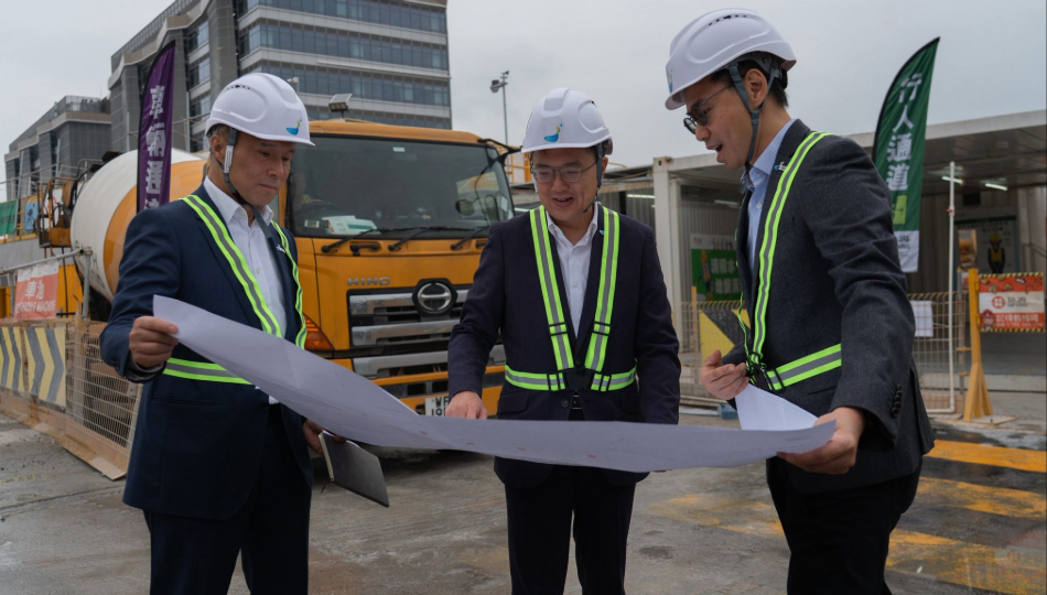 蔡傑銘視察河套香港園區(qū) 呼籲員工踴躍投票
