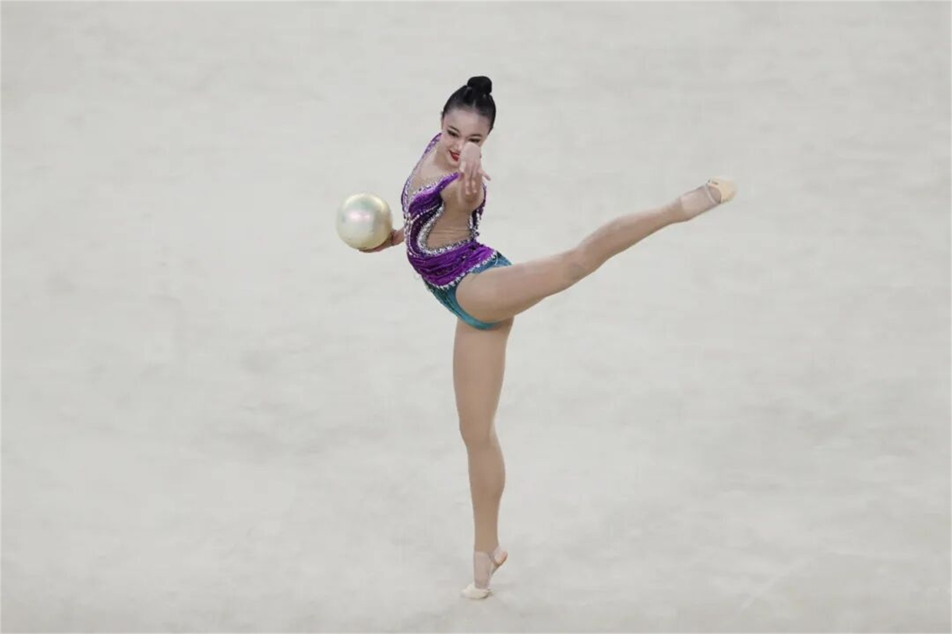 十五運會藝術(shù)體操項目在深圳坪山開賽，將決出個人、集體兩枚金牌