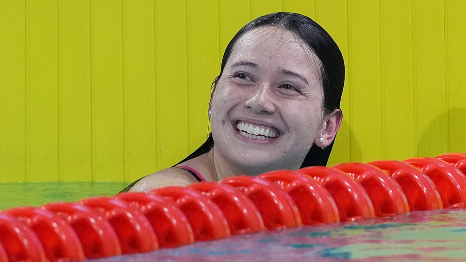 有片｜香港「女飛魚」何詩(shī)蓓首戰(zhàn)全運(yùn)會(huì)200自?shī)Z金