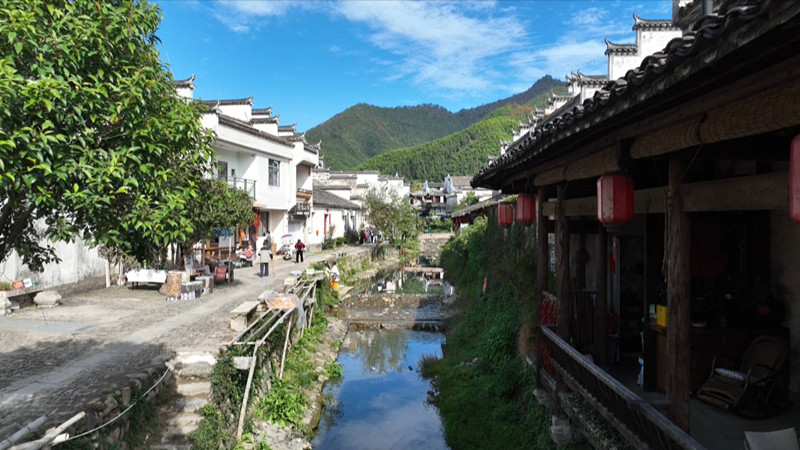 皖黟縣宏村鎮(zhèn)：醉美雉山入畫來