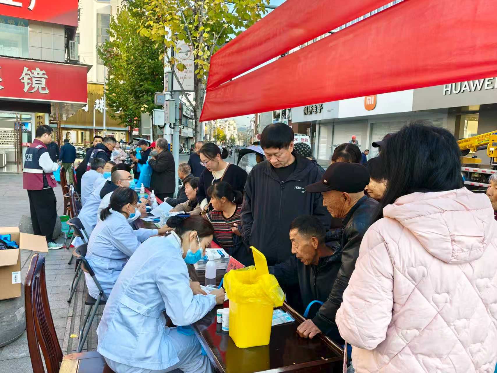 皖祁門縣：黨建引領(lǐng)暖民心 健康服務(wù)進(jìn)基層