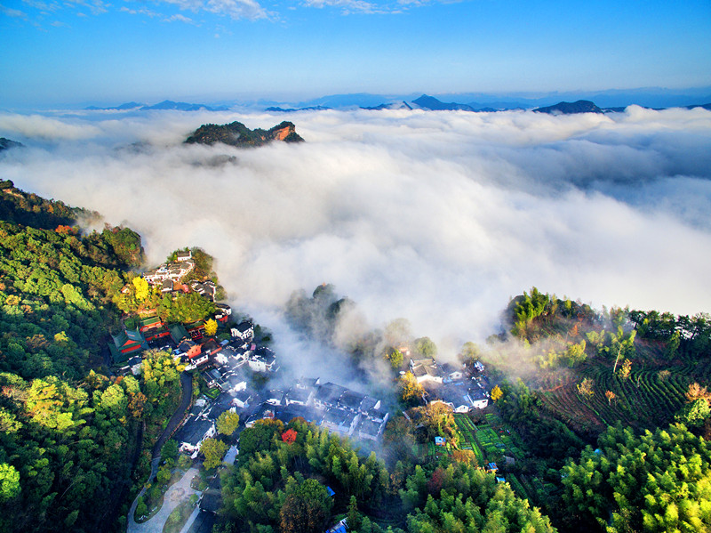 【第十五屆安徽國(guó)際文化旅遊節(jié)】山水為臺(tái)多元競(jìng)輝文旅票根里的「休寧活力」