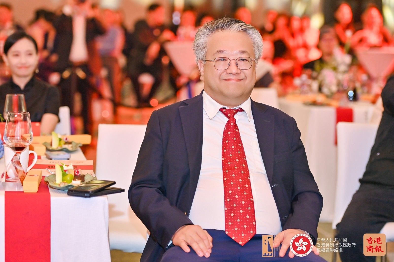 新加坡廈門總領(lǐng)事盛贊「香港之夜」：開啓海外華人與內(nèi)地交流合作新篇章