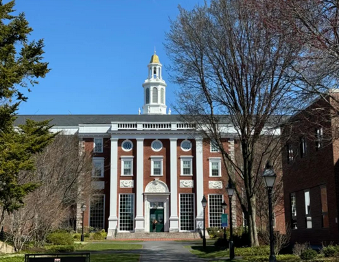 美報告：今年赴美高校留學(xué)新生人數(shù)同比減少17%