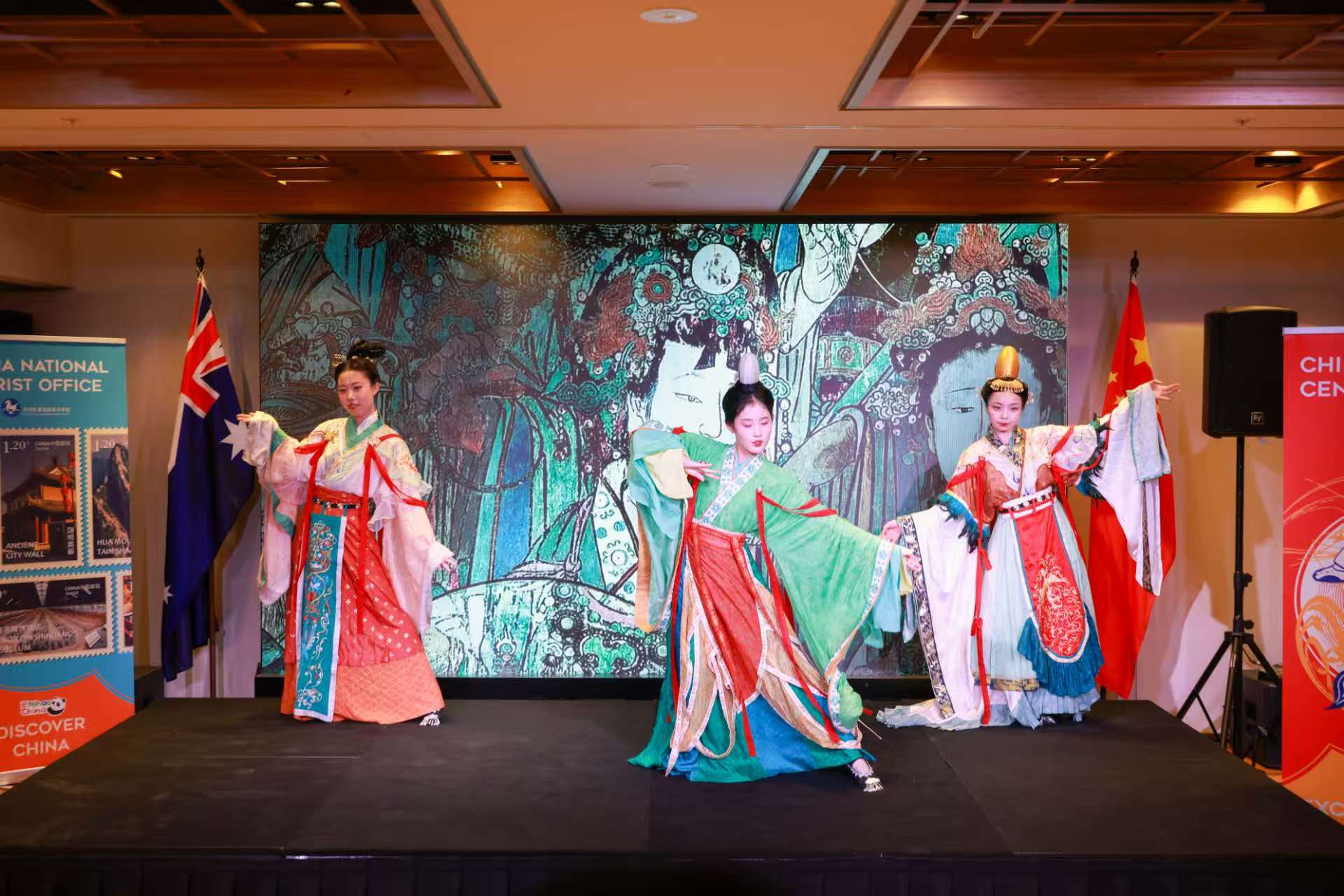 山西運(yùn)城永樂(lè)宮壁畫亮相澳大利亞