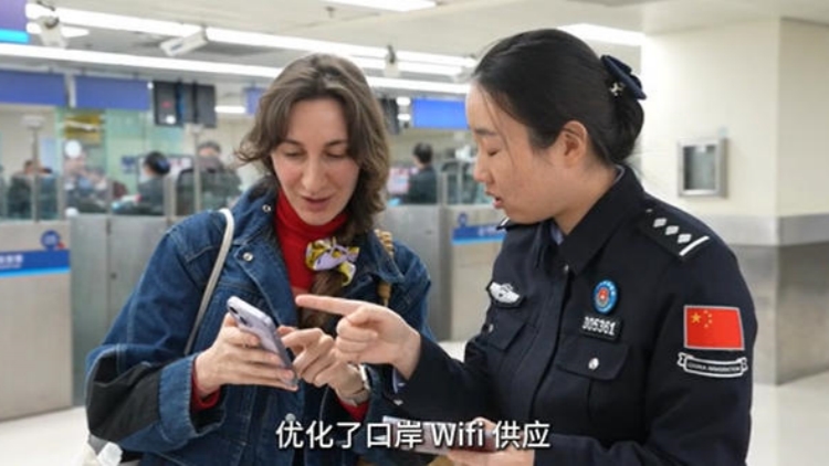 深圳口岸20日起外籍旅客可網(wǎng)上填報(bào)入境卡