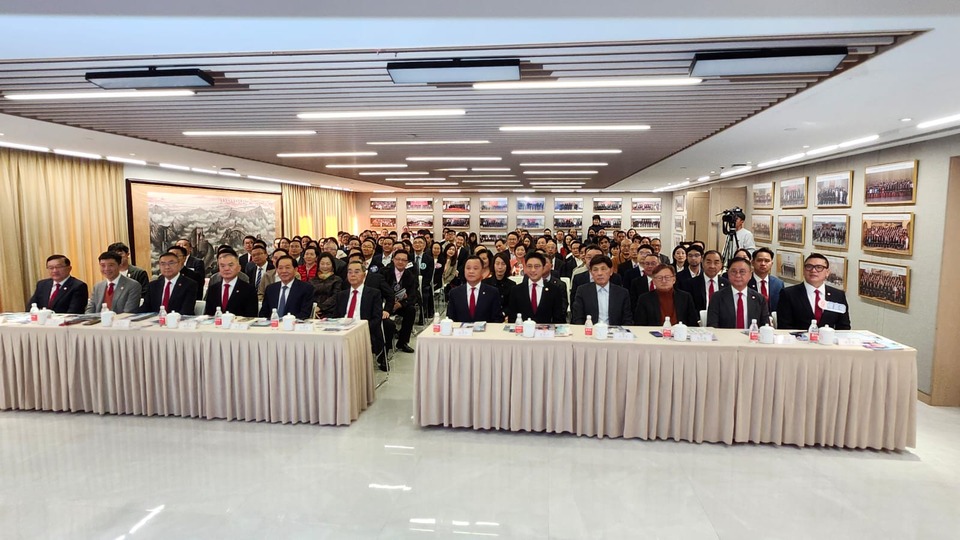 港區(qū)省級政協(xié)委員聯(lián)誼會舉行選委界別參選人交流會