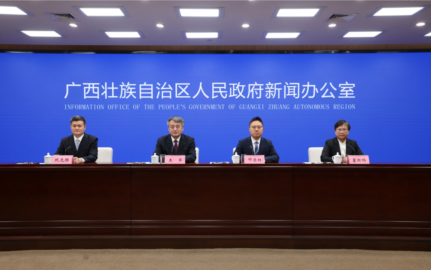 桂河池加速築通道節(jié)點(diǎn) 立體交通打通開(kāi)放動(dòng)脈