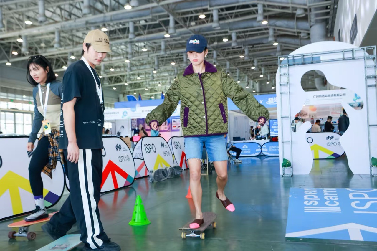 亞洲運(yùn)動(dòng)用品與時(shí)尚展在廈開(kāi)幕