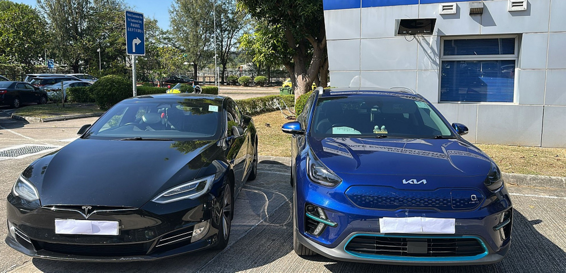 警方新界南打擊白牌車 拘兩司機(jī)涉非法載客取酬