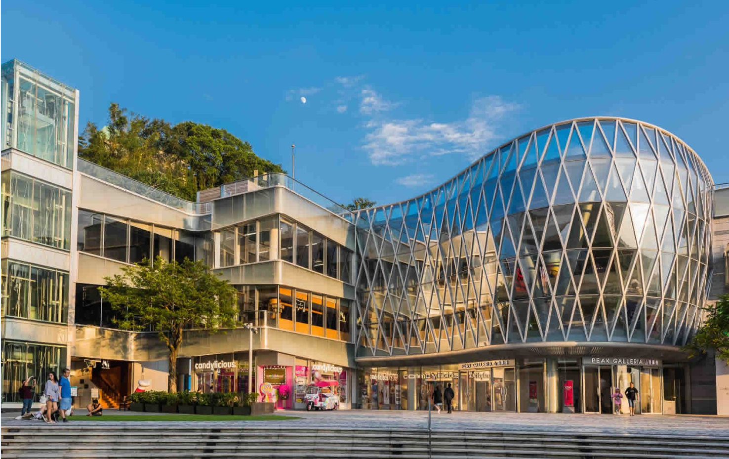 山頂廣場舉辦融匯音樂美食與文創(chuàng)市集盛會