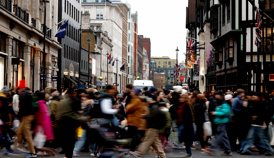 英國淨(jìng)移民人數(shù)大幅下降