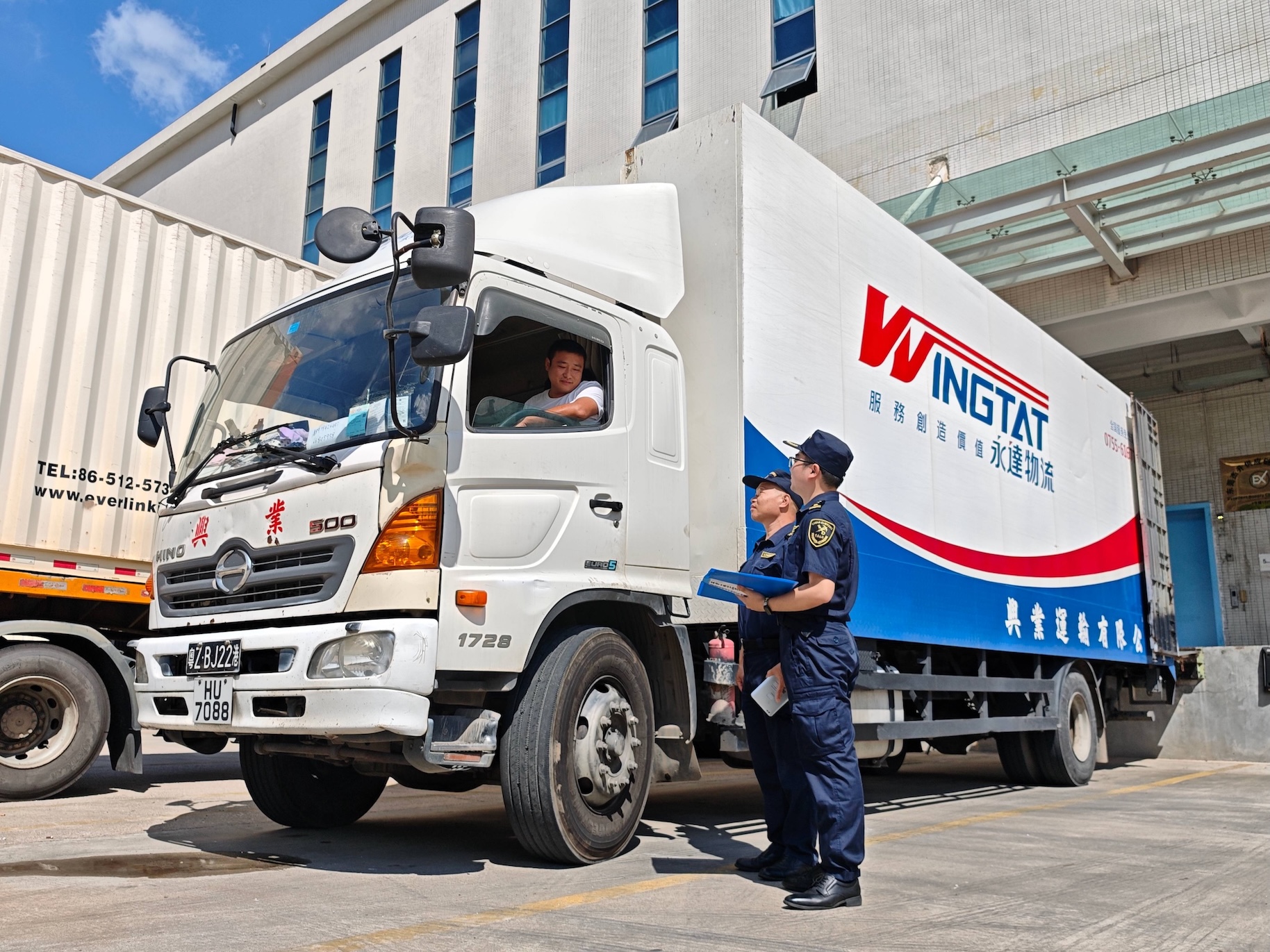 對(duì)全國(guó)外貿(mào)增長(zhǎng)的貢獻(xiàn)率從17.8%升至38.4%  「十四五」廣東外貿(mào)「含新量」「含金量」持續(xù)攀升