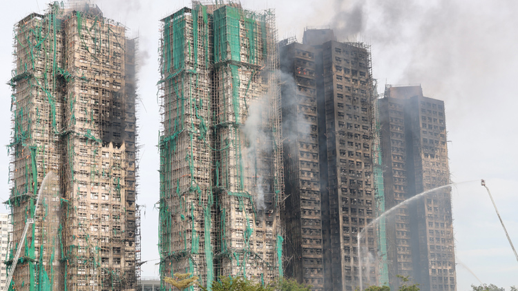 宏福苑大火｜大埔醫(yī)院病人服務(wù)助理遇難 醫(yī)管局一名員工失聯(lián)