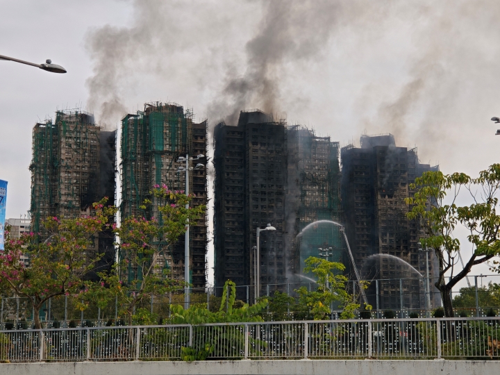 宏福苑大火 | 民建聯(lián)：調(diào)查公布前各界宜保持客觀 不姑息任何違法行為