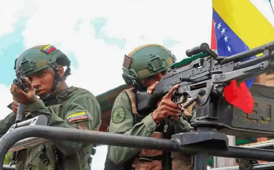 委內(nèi)瑞拉武裝部隊開展海岸防禦演習(xí) 