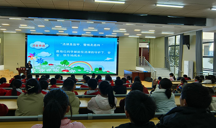 「導(dǎo)師制 + 法治教育」 皖黟縣為未成年人成長賦能