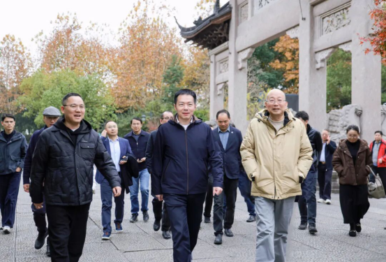 中央及省市媒體湘湖行：解碼「產(chǎn)城人文湖」融合發(fā)展新畫卷