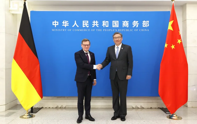 商務(wù)部長(zhǎng)：當(dāng)前最重要的是荷蘭政府停止不當(dāng)行政干預(yù)