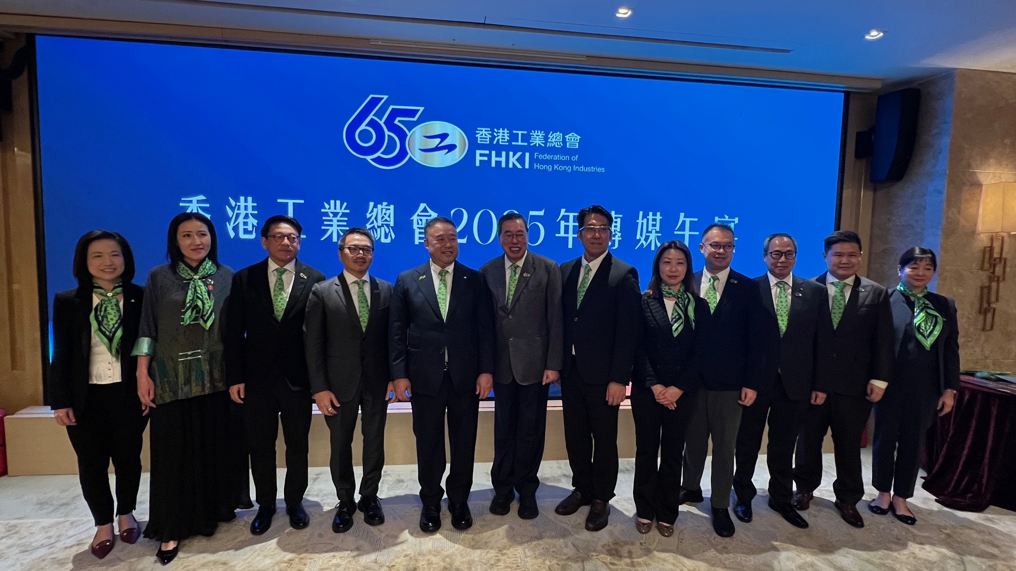 工總冀政府協(xié)助業(yè)界出海 梁君彥寄語(yǔ)接班人黃永威聽(tīng)取業(yè)界意見(jiàn) 以整體市民利益為依歸