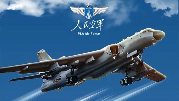 人民空軍發(fā)中日雙語(yǔ)海報(bào)