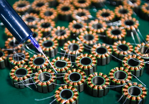 湘品出海 閃耀世界丨江華：年產(chǎn)電機(jī)5億臺(tái) 遠(yuǎn)銷47個(gè)國家