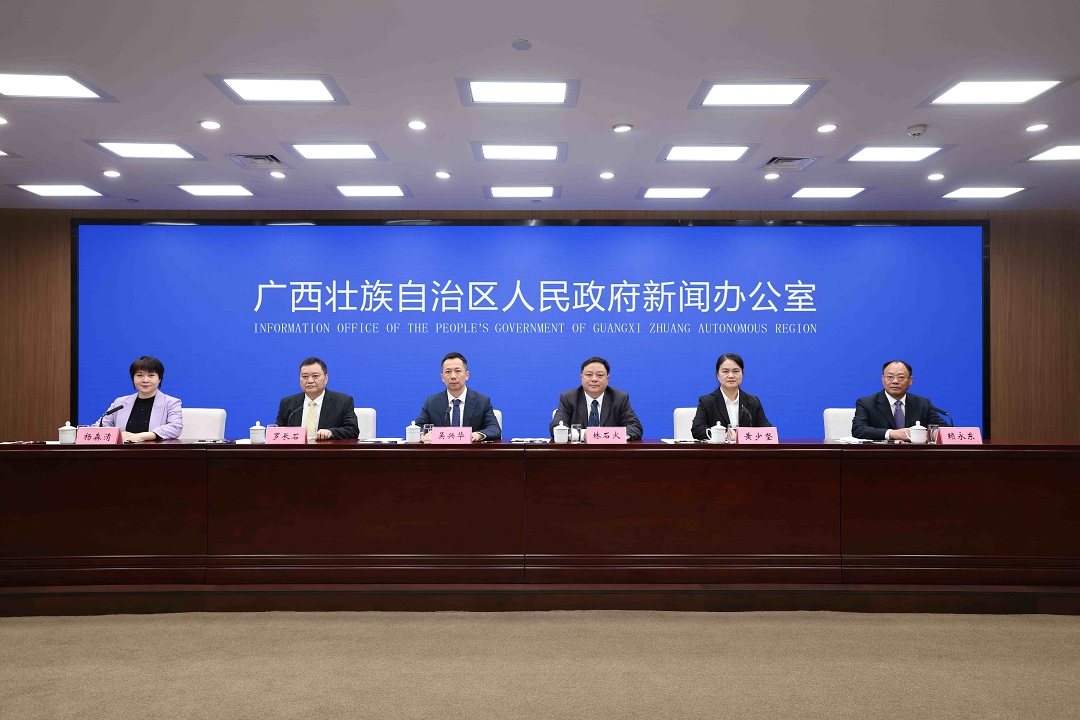 廣西衛(wèi)健委推動「三醫(yī)」協(xié)同 推進緊密型縣域醫(yī)共體建設(shè)