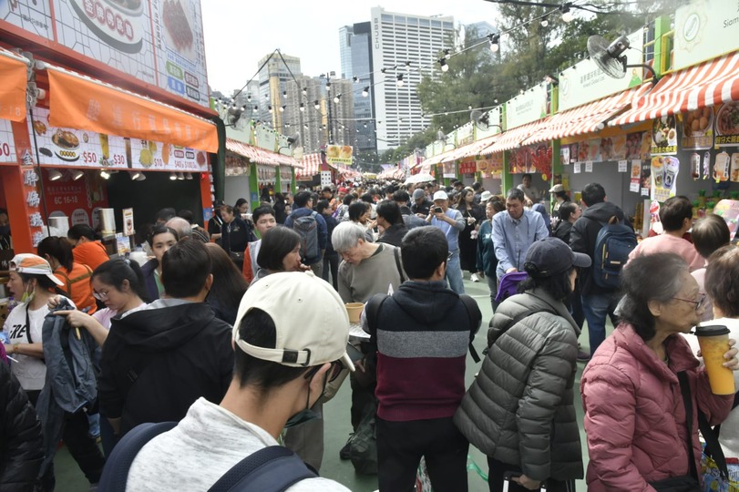 工展會(huì)第二日展期 參展商推優(yōu)惠吸客血拼