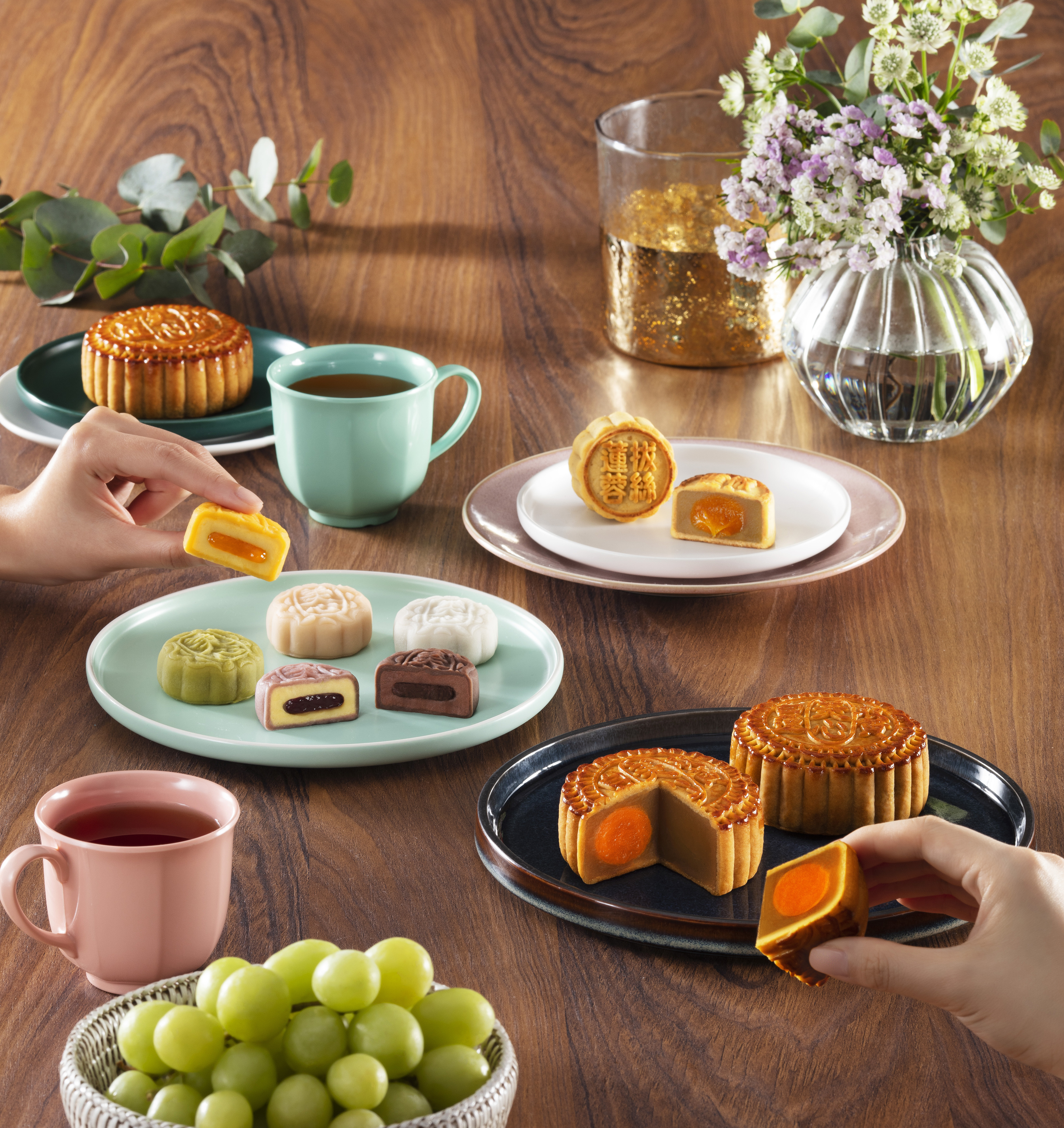 傳統(tǒng)+冰皮+拔絲group shot_RGB.jpg