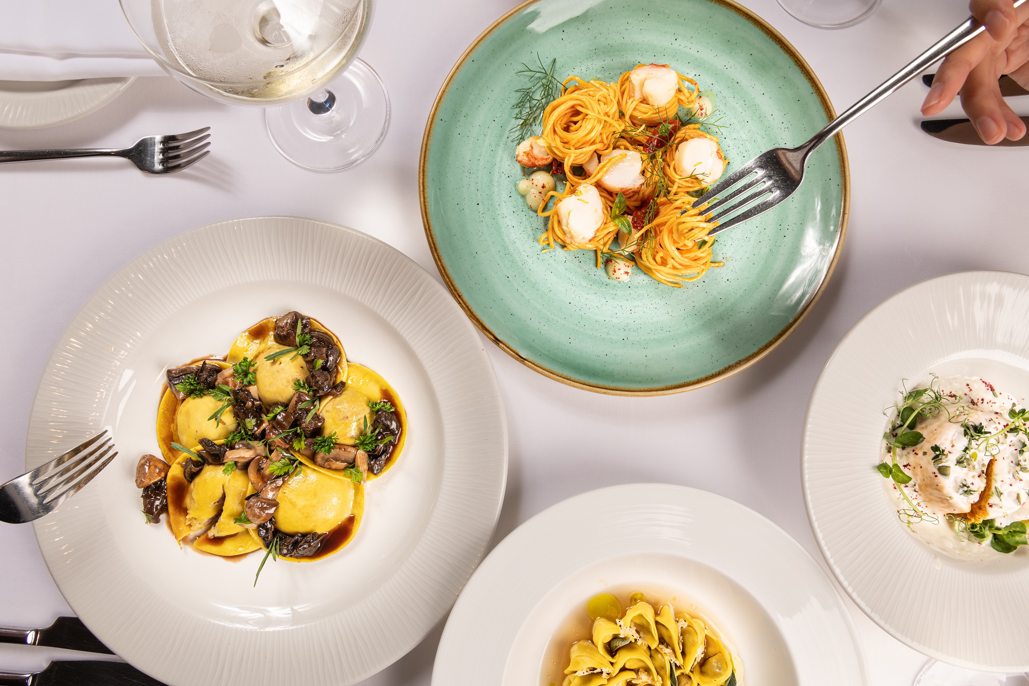 Lucciola Festive Menu 3.jpg