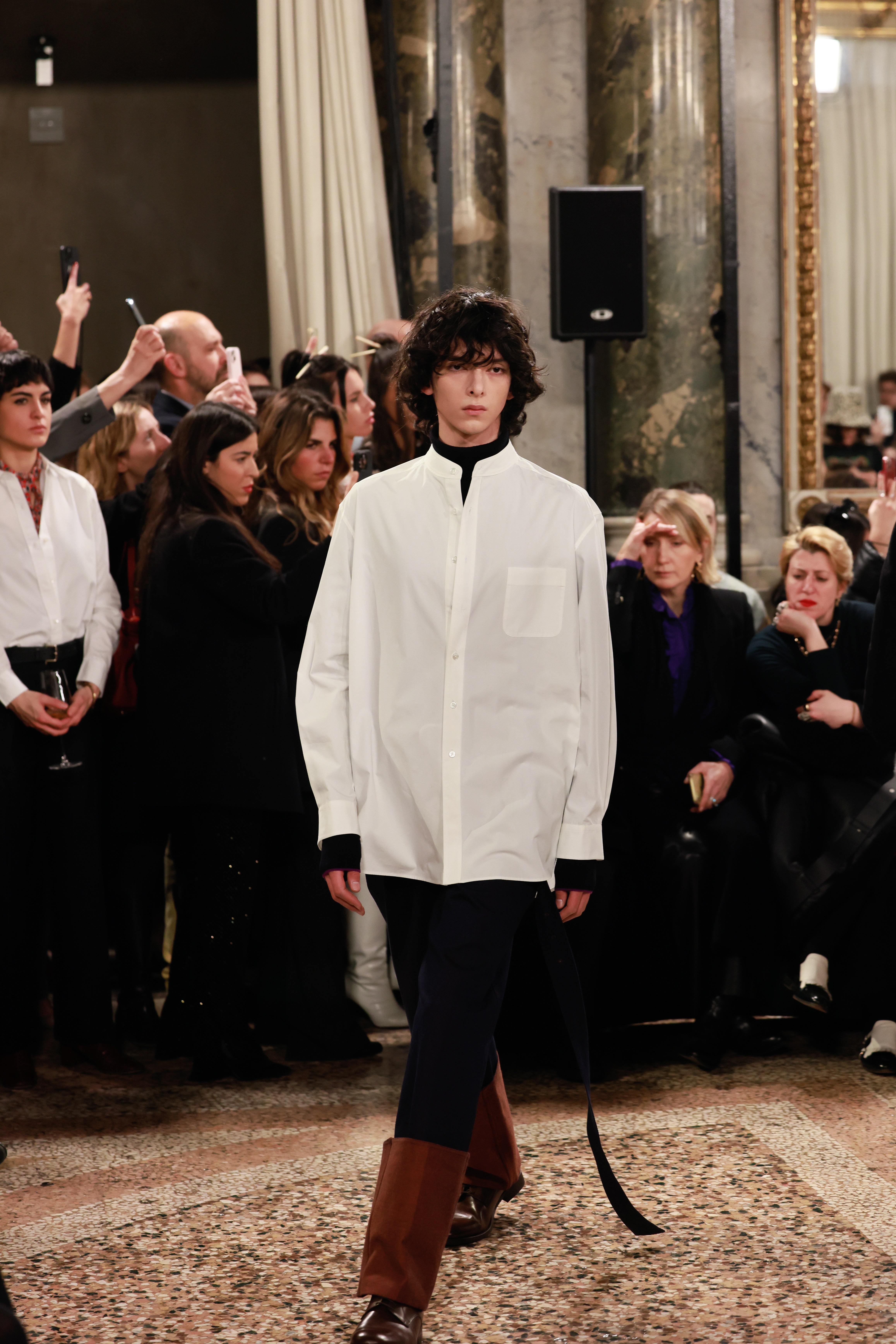 模特走秀 側(cè)面圖-3.jpg