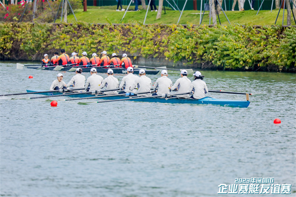 賽艇友誼賽現(xiàn)場(chǎng).jpg