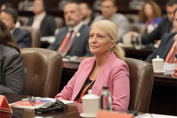 塞爾維亞科學(xué)、技術(shù)發(fā)展和創(chuàng)新部部長Jelena Begovi?（攝影 胡薇）.jpg