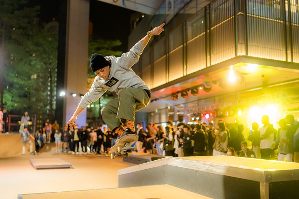 「WE OUTSIDE! WE SKATE」滑板表演與DJ音樂潮玩派對.jpg