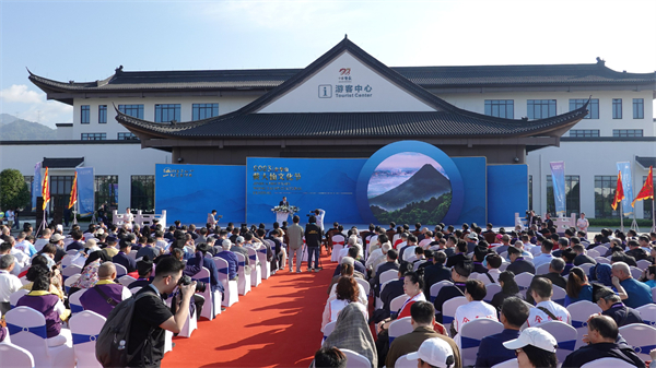 圖四圖說 文化節(jié)開幕式現(xiàn)場 姜海峰攝.jpg