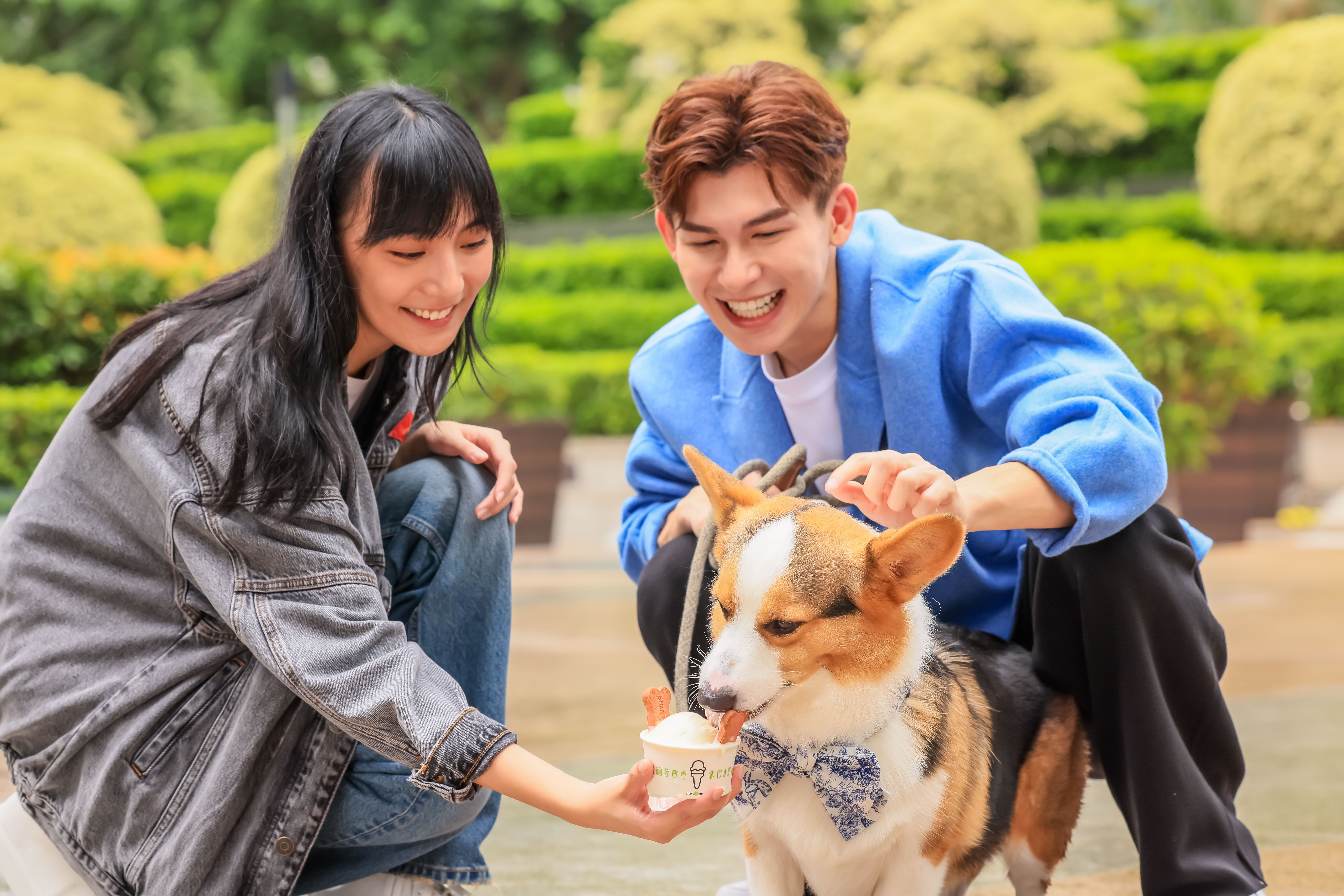 商場(chǎng)人氣漢堡店SHAKE SHACK 提供特製狗美食.jpg