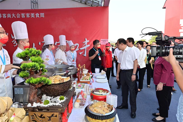 4、美食周  鐘小豐 攝 .jpg