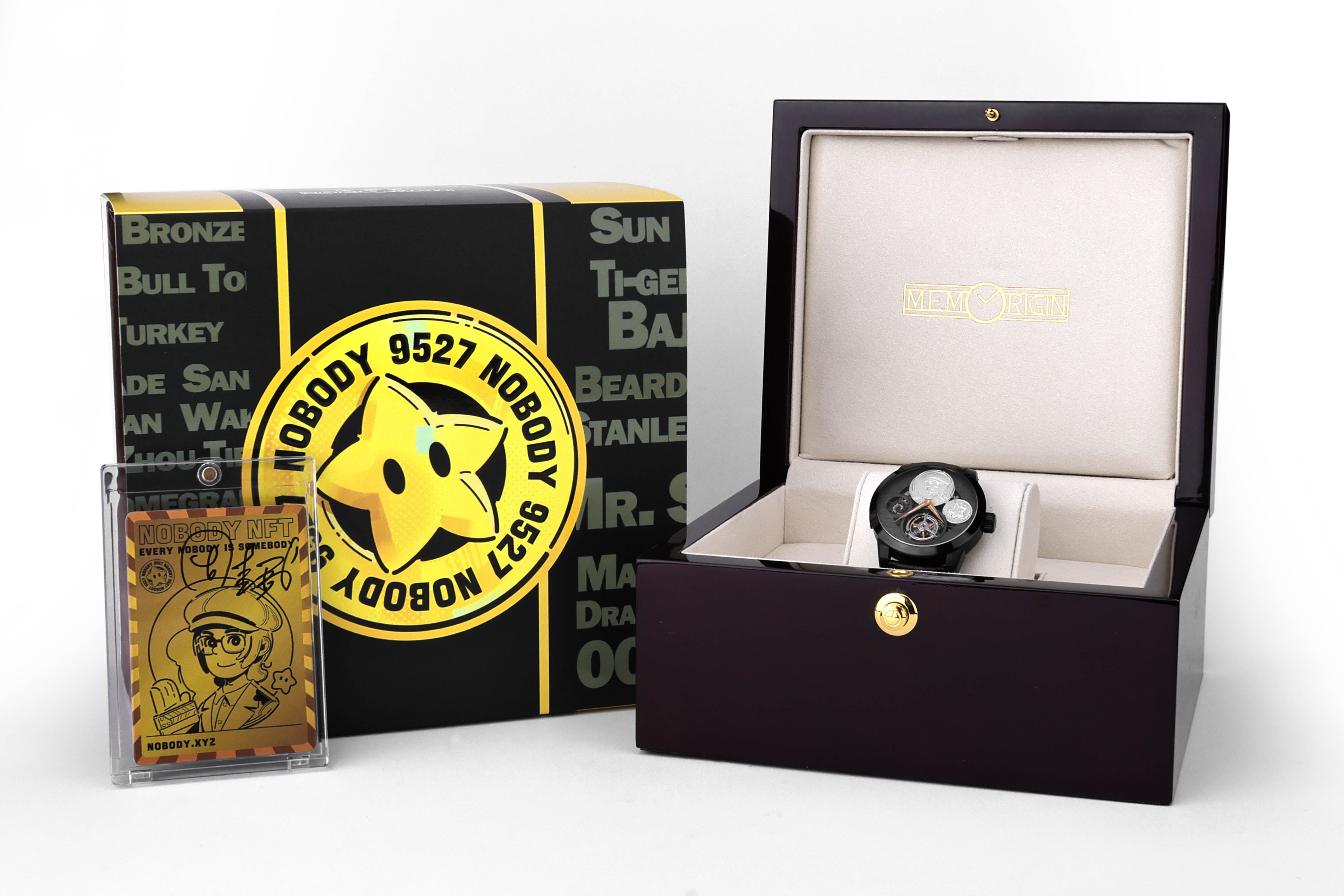 顧客除了可獲贈(zèng)一張星爺親筆簽名Nobody金咭外，首20名買家更可以獲得一個(gè)萬(wàn)希泉與Nobody聯(lián)名款的專屬NFT。.jpg
