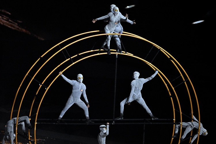 演員在閉幕式上表演。新華社記者 王鵬 攝.jpg