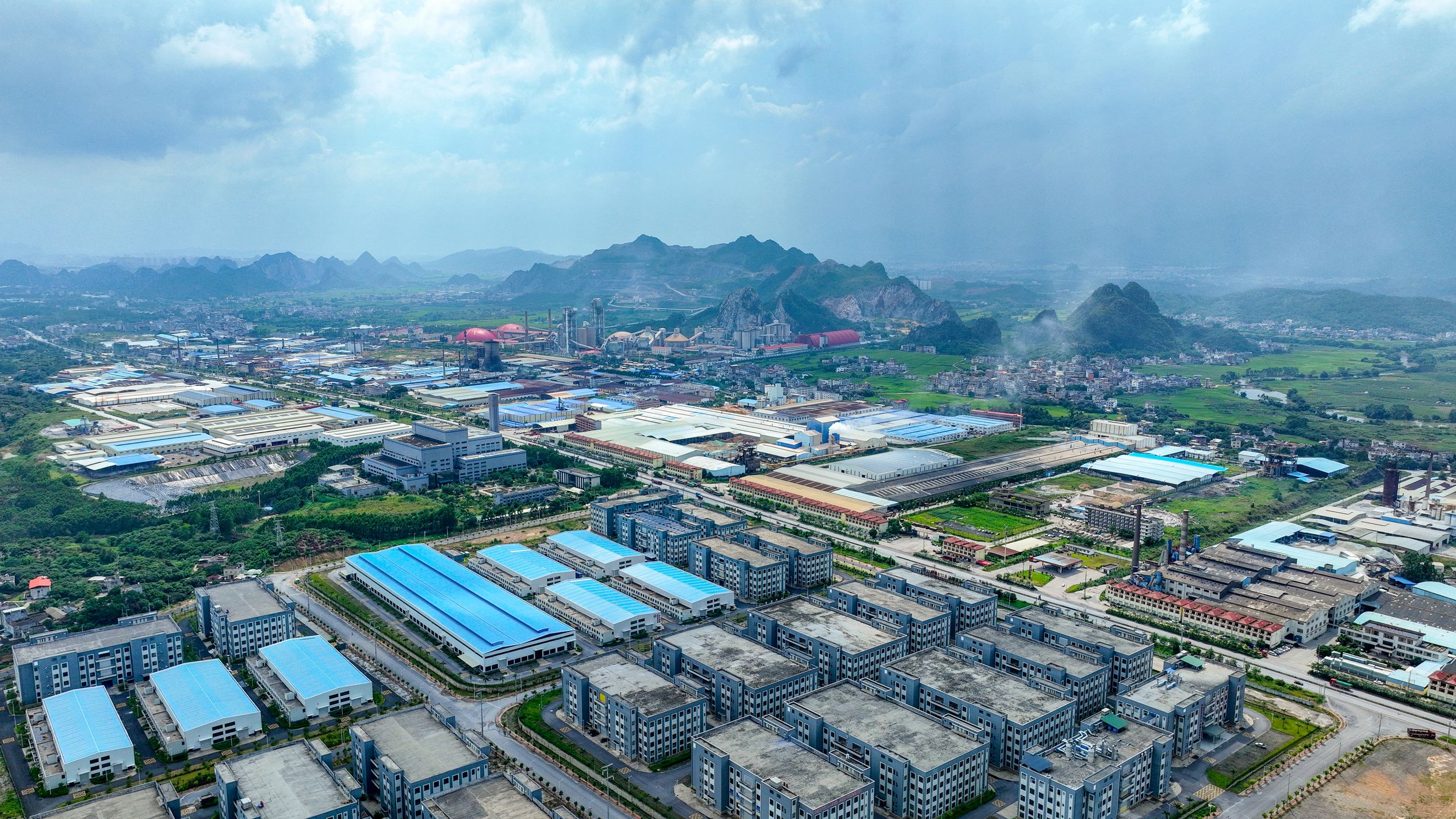 3.玉商回歸產(chǎn)業(yè)園——北流高端金屬製品分園（鍾勇 攝）.jpg